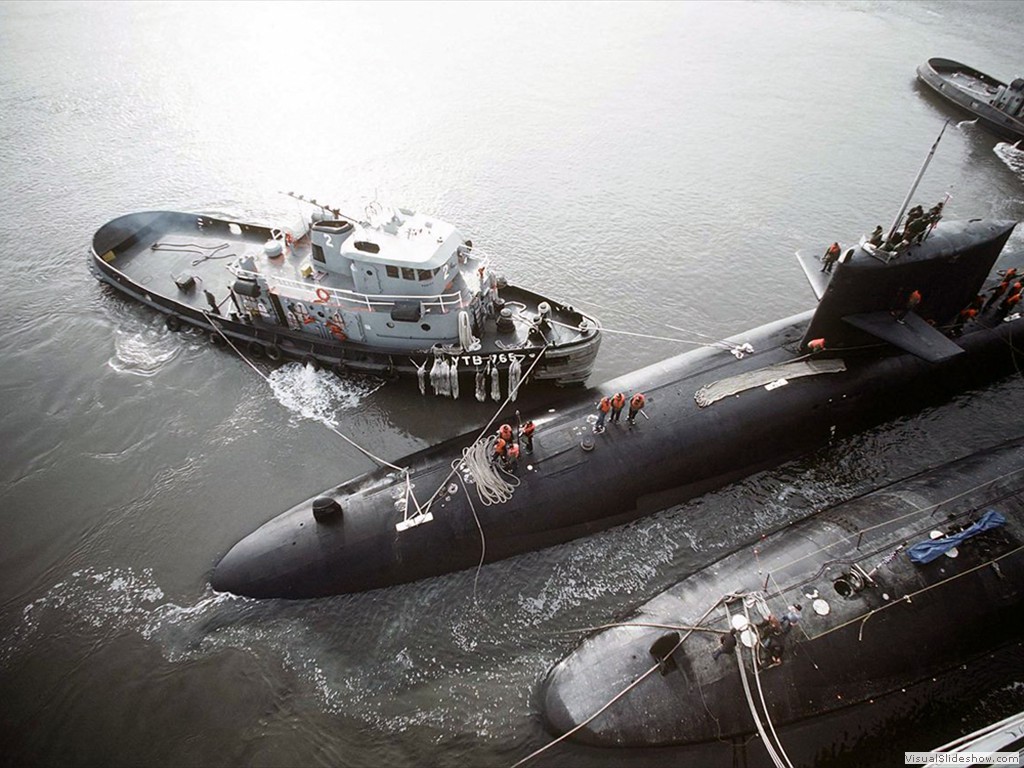 USS Francis Scott Key (SSBN-657) docking at Kings Bay, GA 1981.