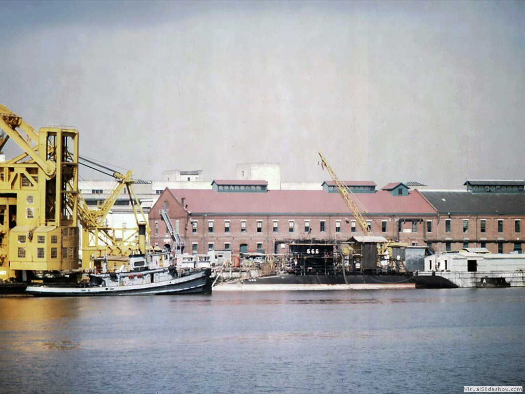 USS Hawkbill (SSN-666)