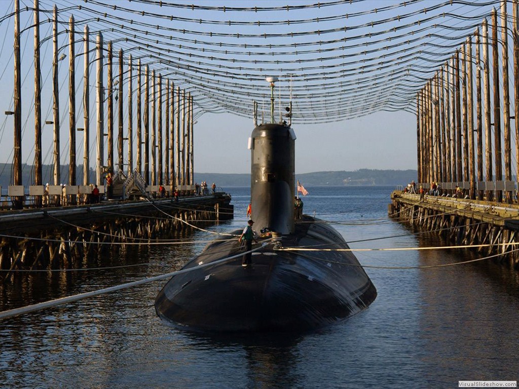 USS Jimmy Carter (SSN-23) being degaused 2006.