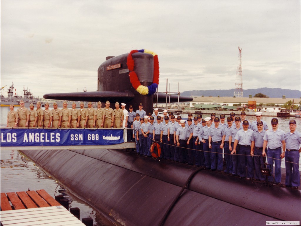 USS Los Angeles (SSN-688) (2)