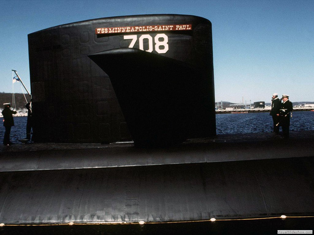 USS Minneapolis-St Paul (SSN-708)-2